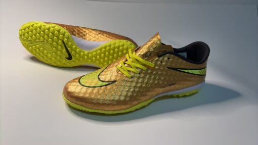 Nike Hypervenom TF
